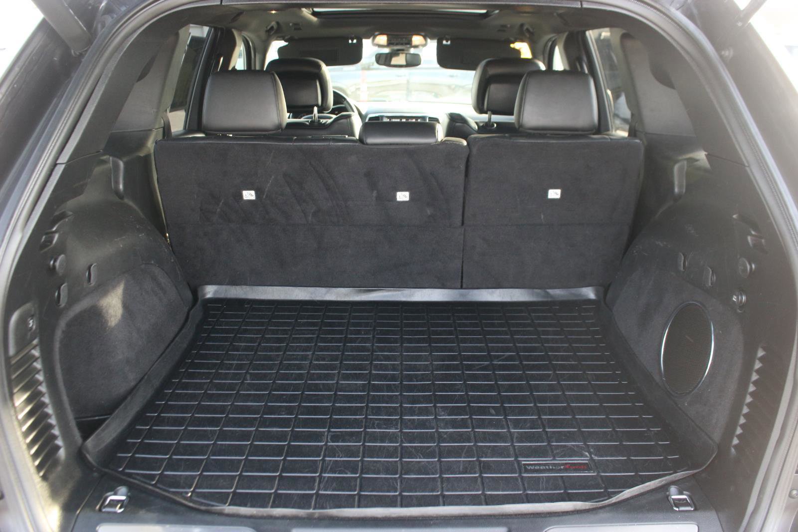Used 2018 Jeep Grand Cherokee Overland RWD image 11