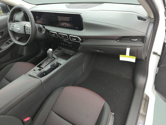 New 2026 Nissan Sentra SR w/ Floor Mat Package FWD image 18
