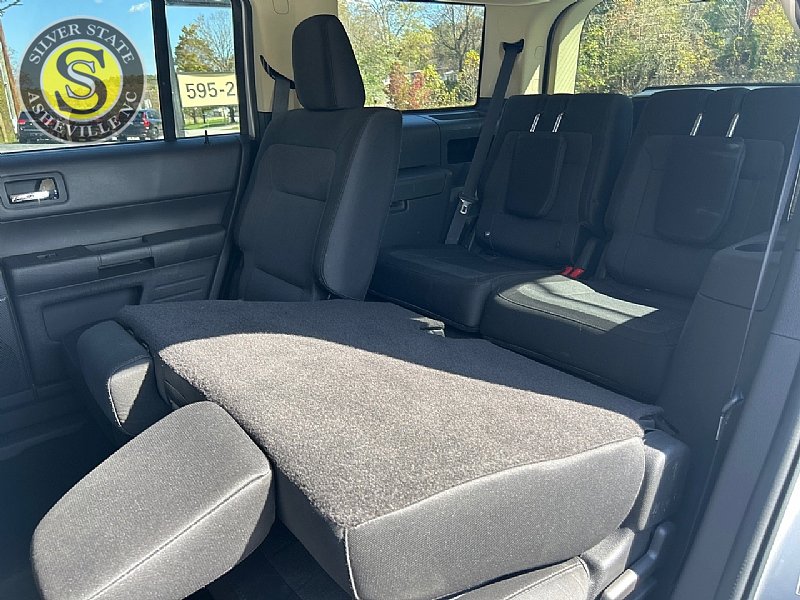 Used 2019 Ford Flex SE image 15