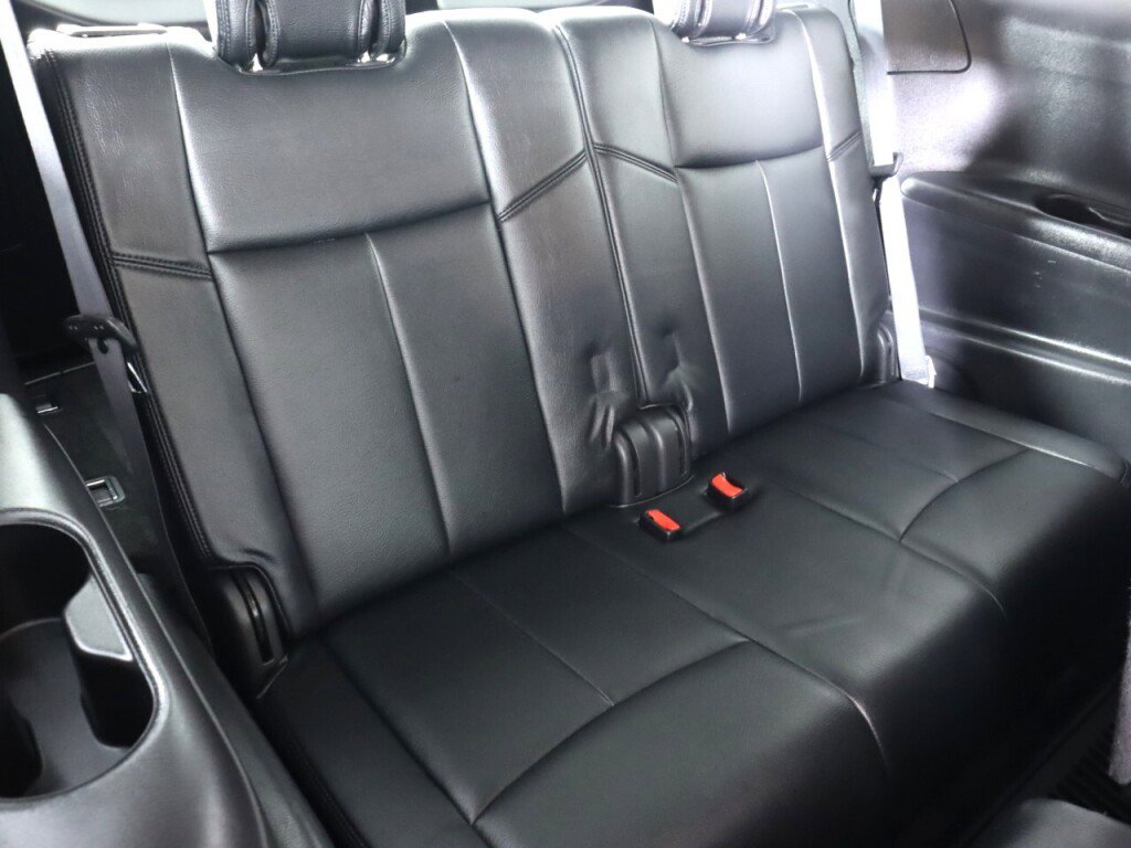 Used 2018 Nissan Pathfinder S image 39