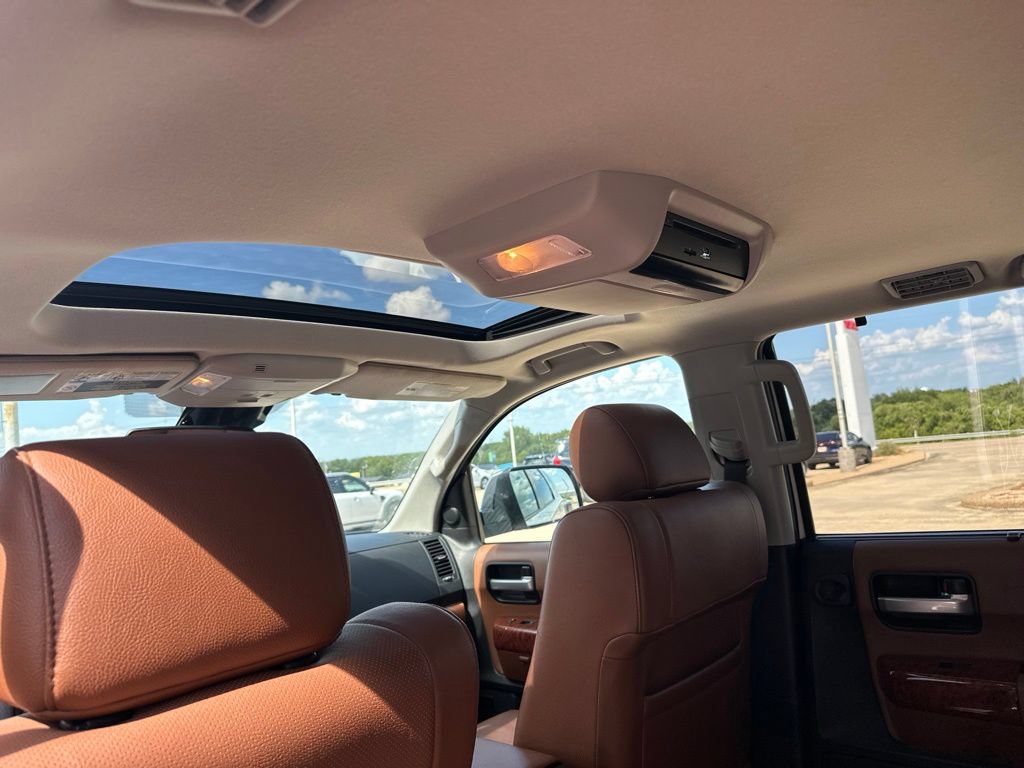 Used 2018 Toyota Sequoia Platinum RWD image 16
