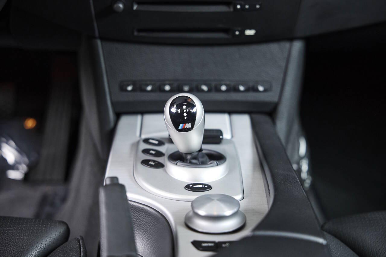 Used 2006 BMW M5 RWD image 67