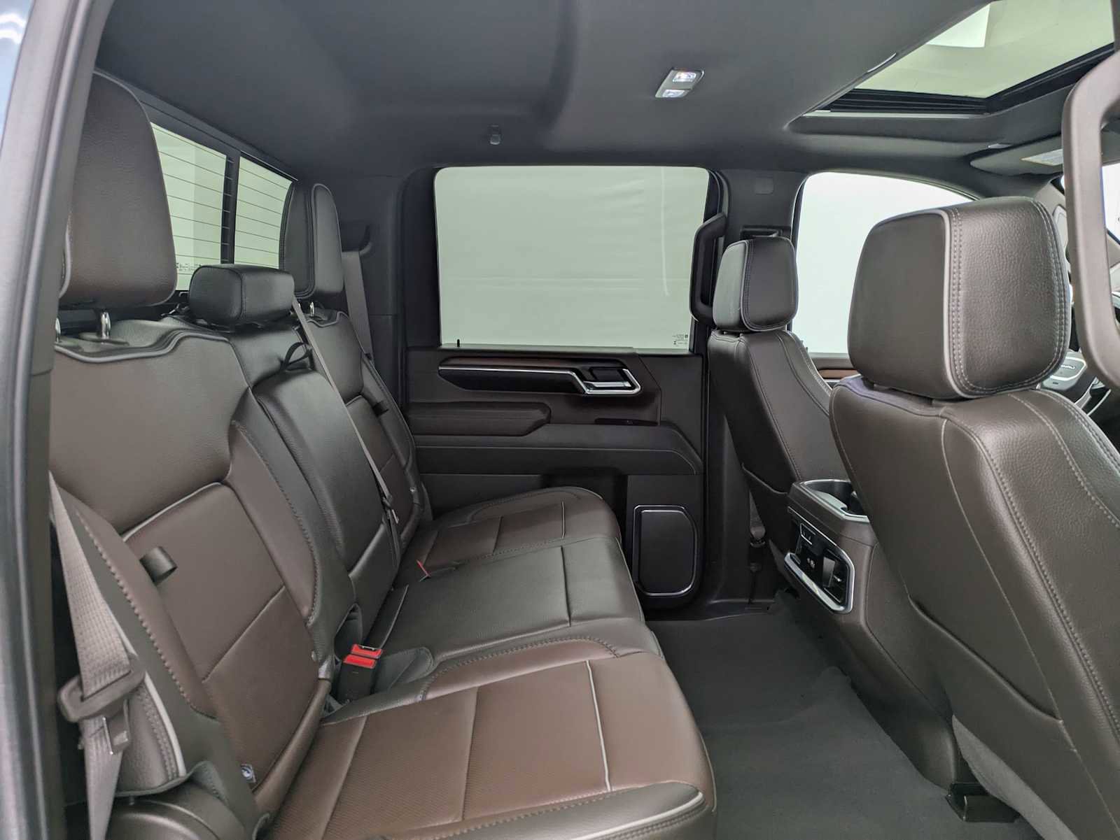 Used 2025 GMC Sierra 2500 Denali w/ Denali Reserve Package image 23