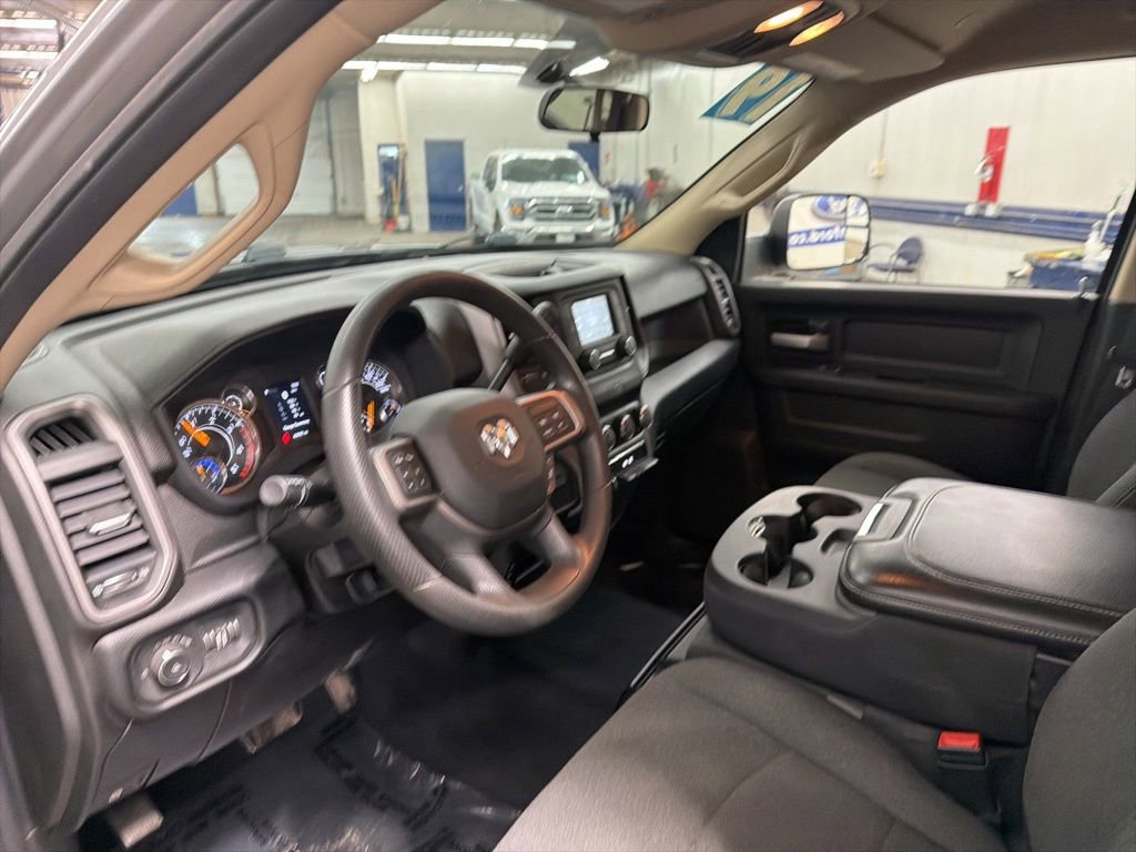 Used 2019 RAM 3500 Tradesman image 20