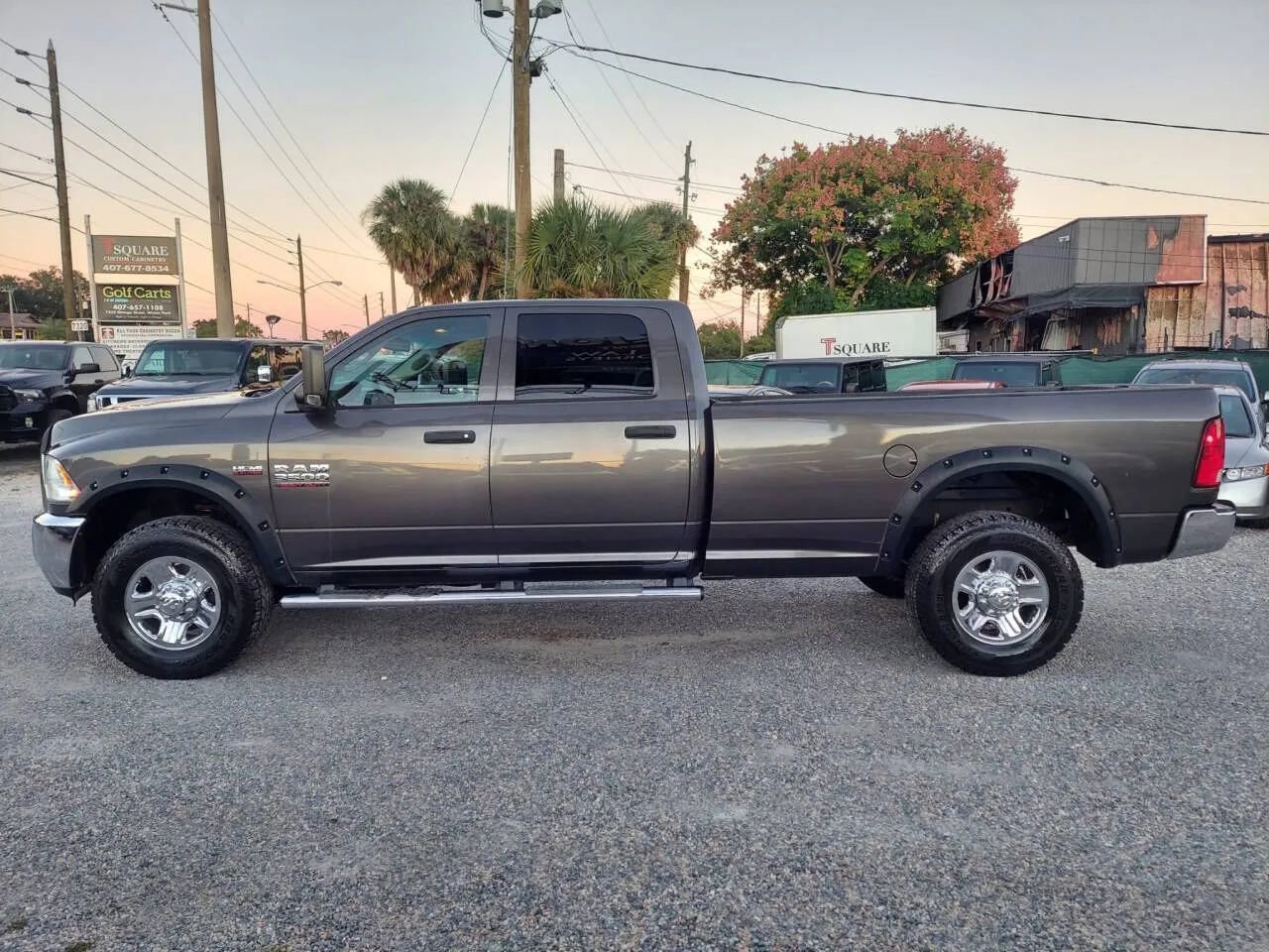 Used 2014 RAM 3500 Tradesman w/ Chrome Appearance Group image 9