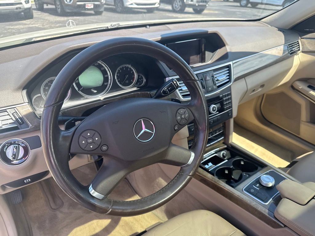 Used 2010 Mercedes-Benz E 350 Sedan image 12