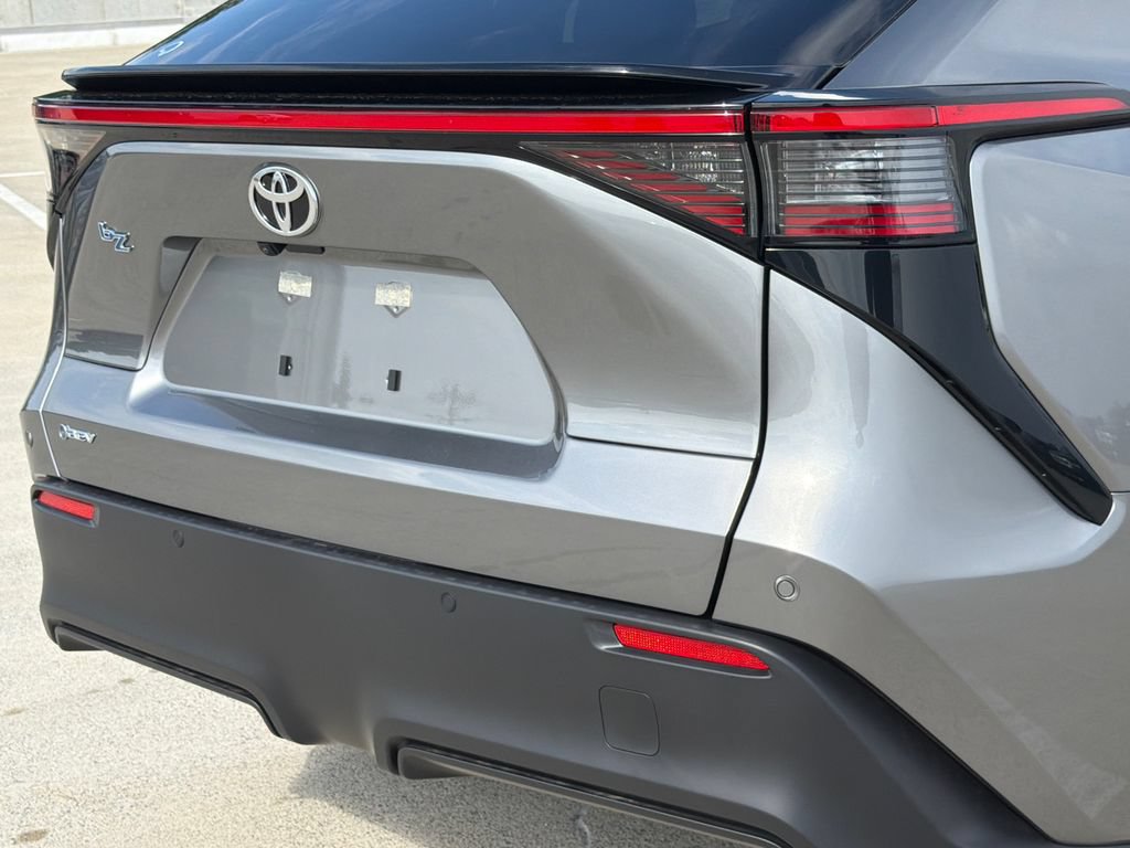 New 2026 Toyota bZ FWD image 5