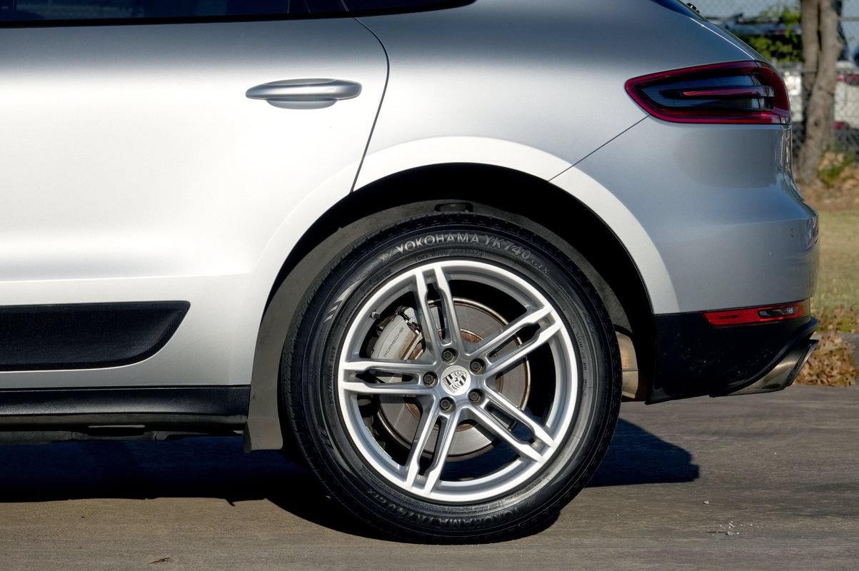 Used 2016 Porsche Macan S AWD/4WD image 26
