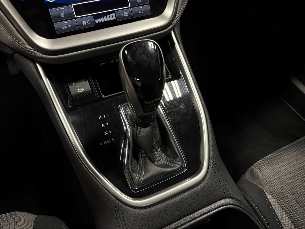 Used 2024 Subaru Outback Premium image 30