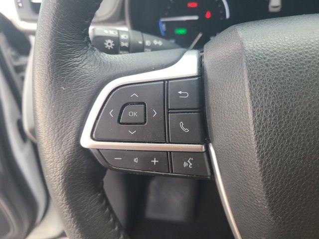 Used 2023 Toyota Sienna XLE image 19