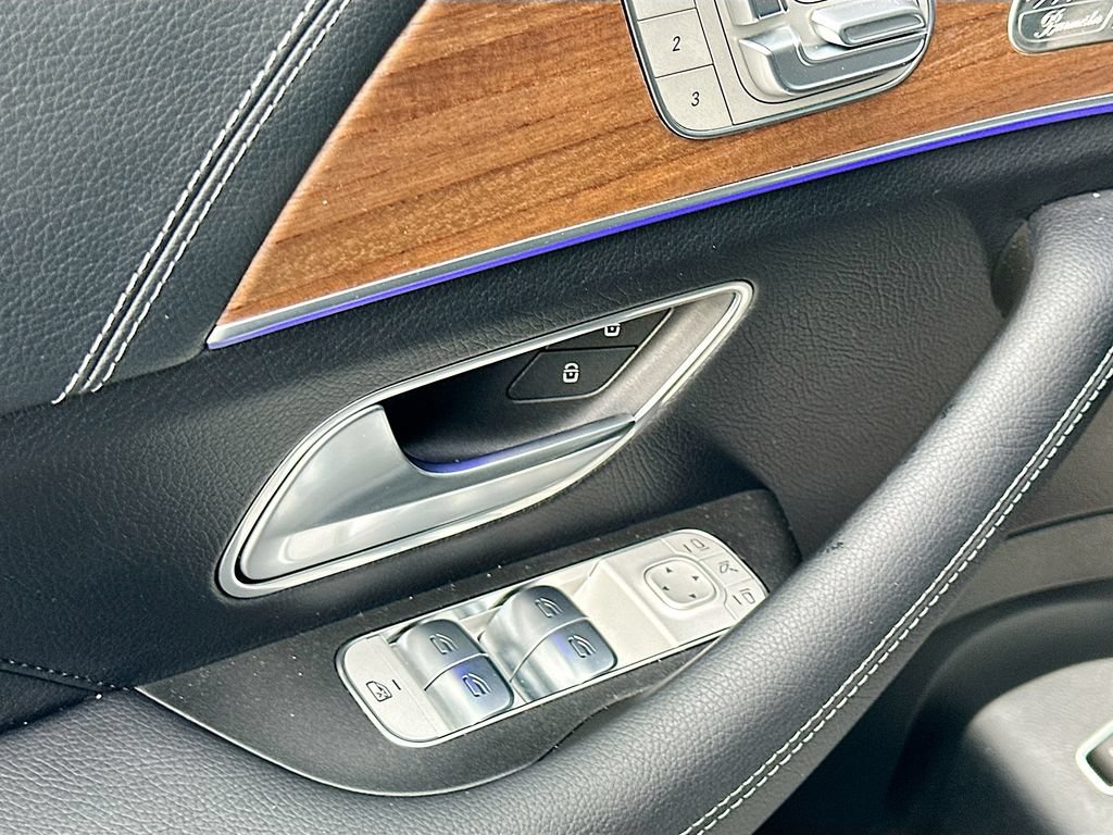 Certified 2026 Mercedes-Benz GLS 580 4MATIC image 18