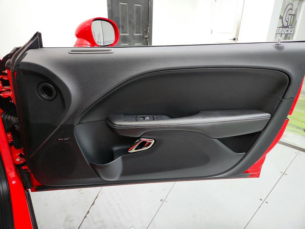 Used 2018 Dodge Challenger SRT Hellcat image 26