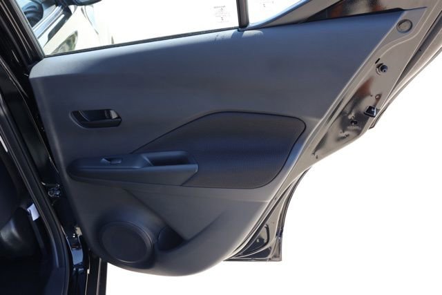 New 2025 Nissan Kicks Play S image 19