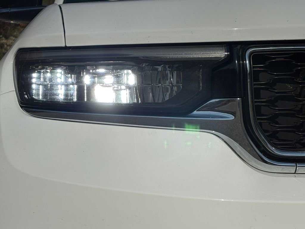 Used 2022 Jeep Grand Cherokee L Limited image 25