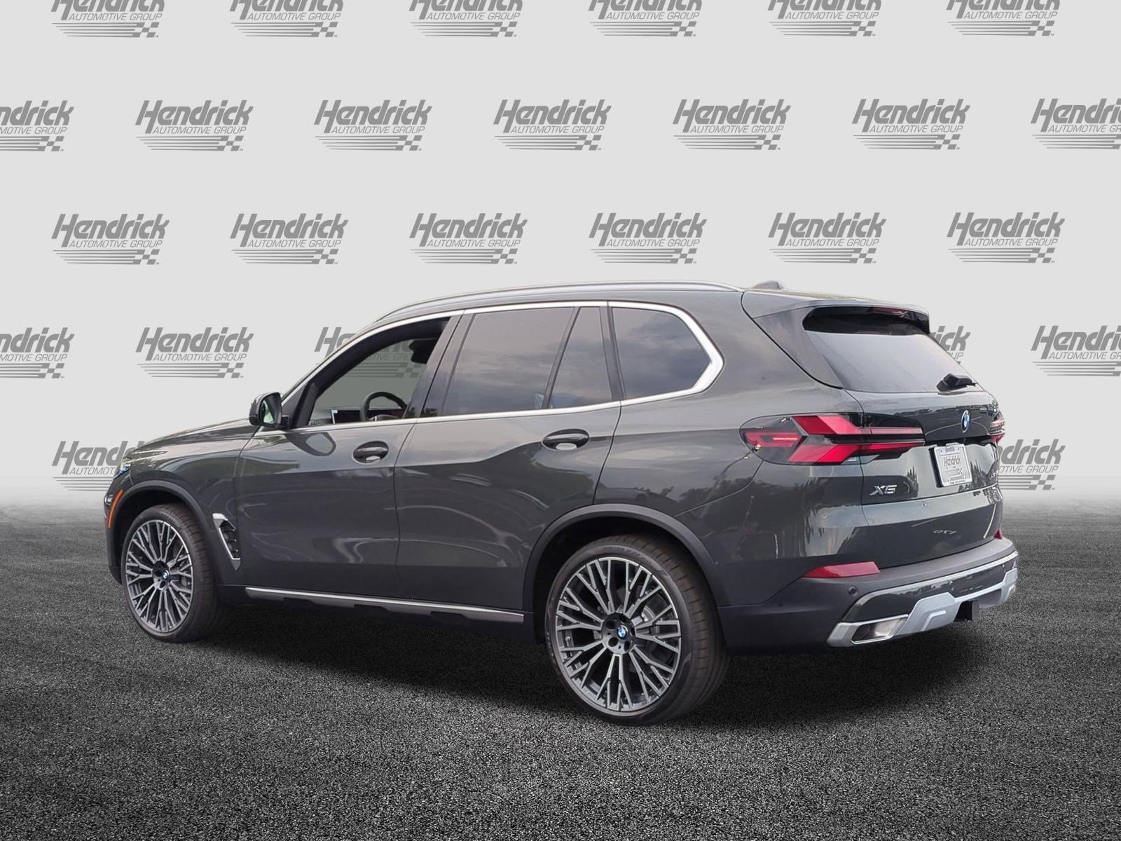 New 2026 BMW X5 xDrive40i AWD/4WD image 8