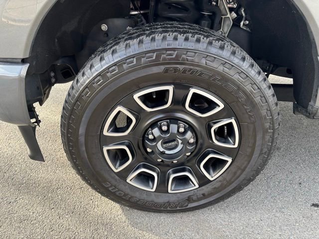 Used 2024 Ford F350 Platinum image 33