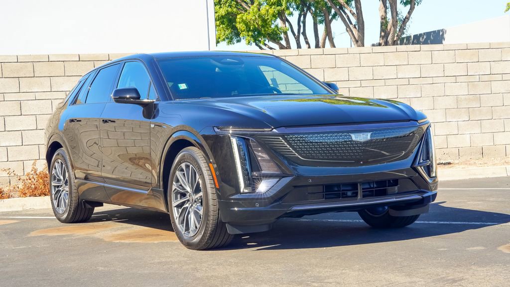 New 2026 Cadillac Lyriq Sport RWD image 5