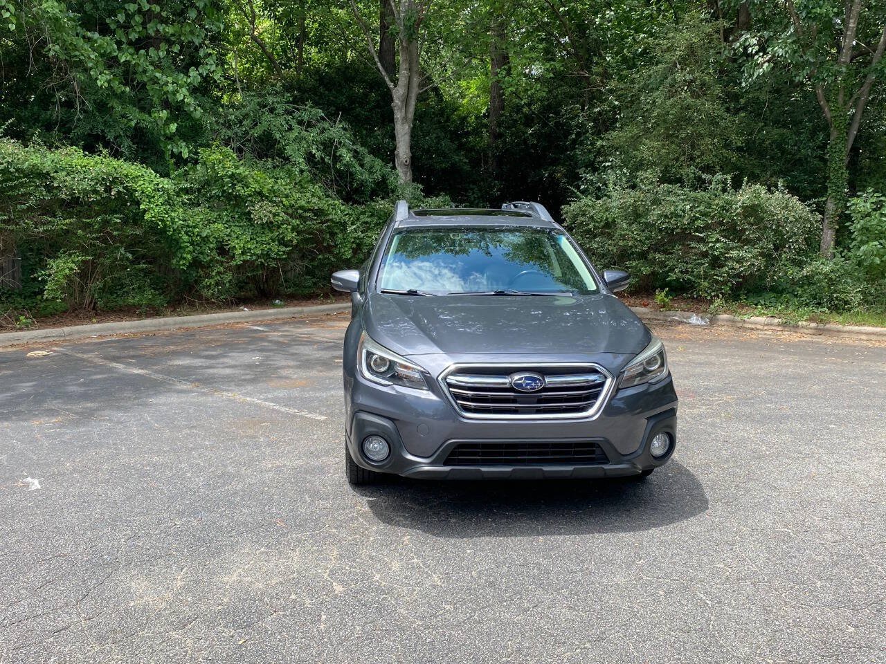 Used 2019 Subaru Outback 2.5i Limited AWD/4WD image 2