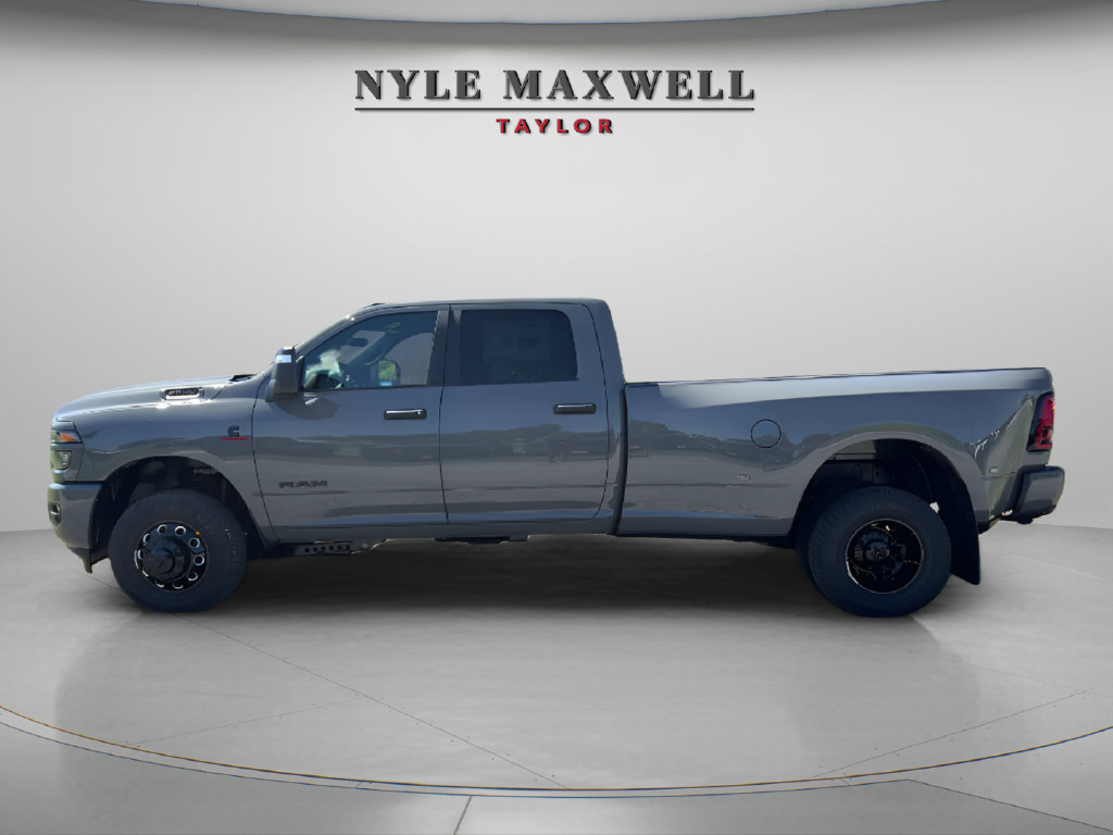 New 2027 RAM 3500 Lone Star AWD/4WD image 8