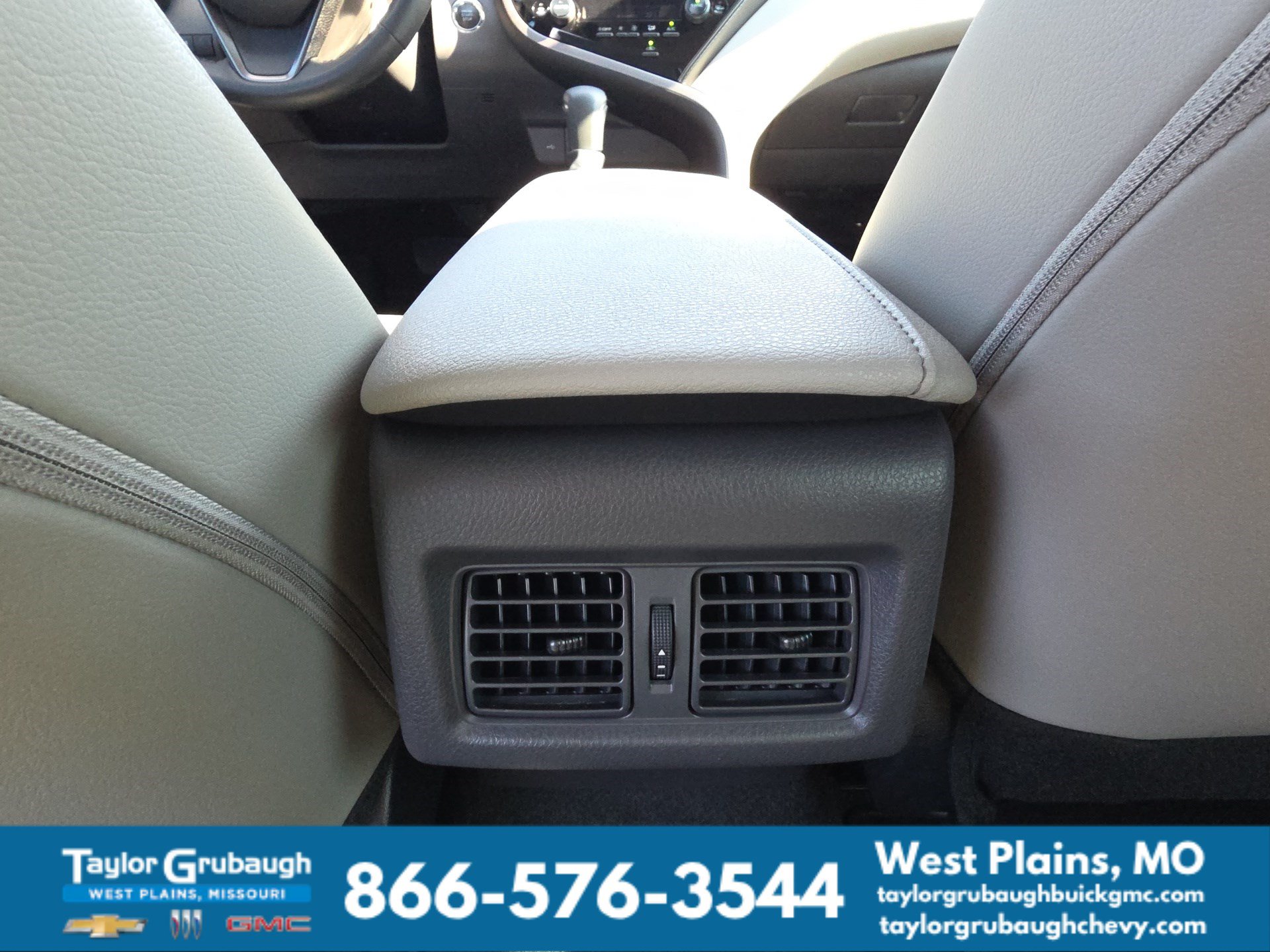 Used 2023 Toyota Camry XSE w/ Cold Weather Package FWD image 31