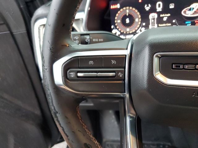 Used 2025 GMC Canyon Denali image 28