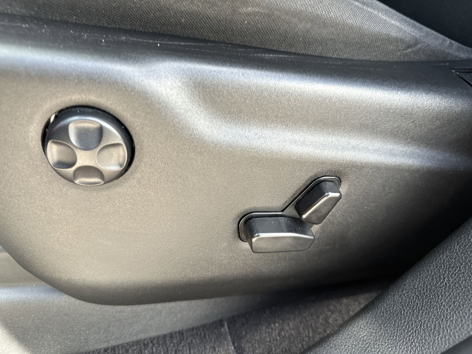 Used 2023 Dodge Durango GT RWD image 14