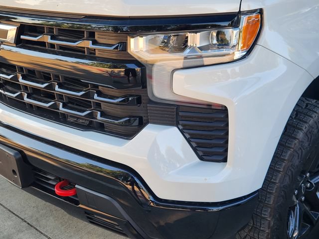 Used 2024 Chevrolet Silverado 1500 LT Trail Boss w/ Convenience Package II AWD/4WD image 8