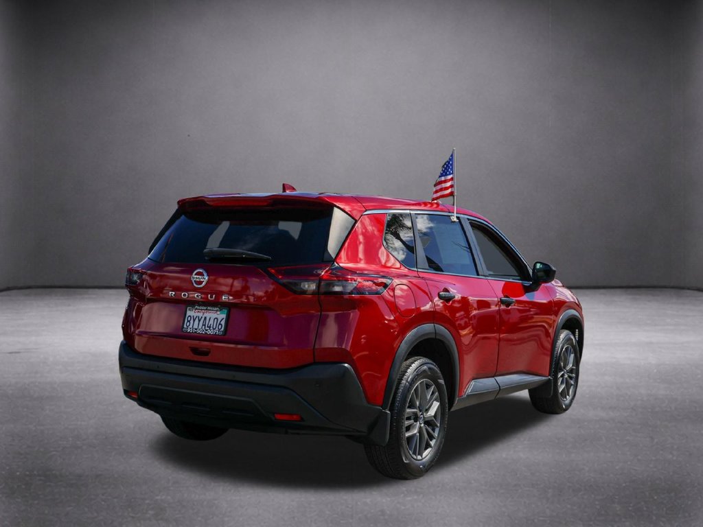 Used 2021 Nissan Rogue S FWD image 4