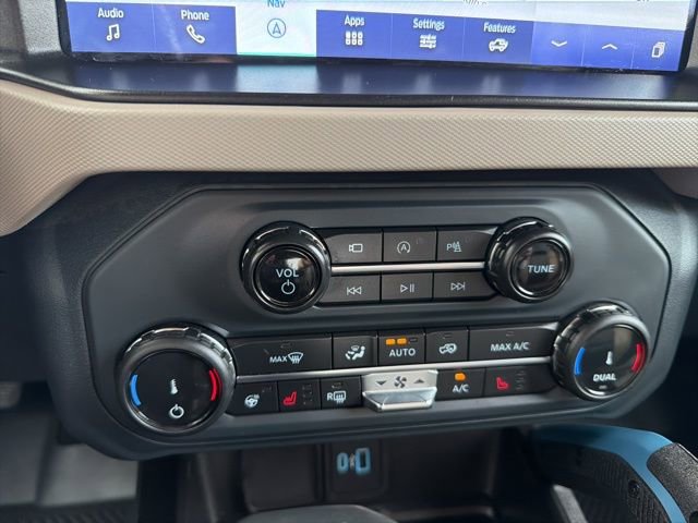 Used 2022 Ford Bronco Wildtrak AWD/4WD image 18