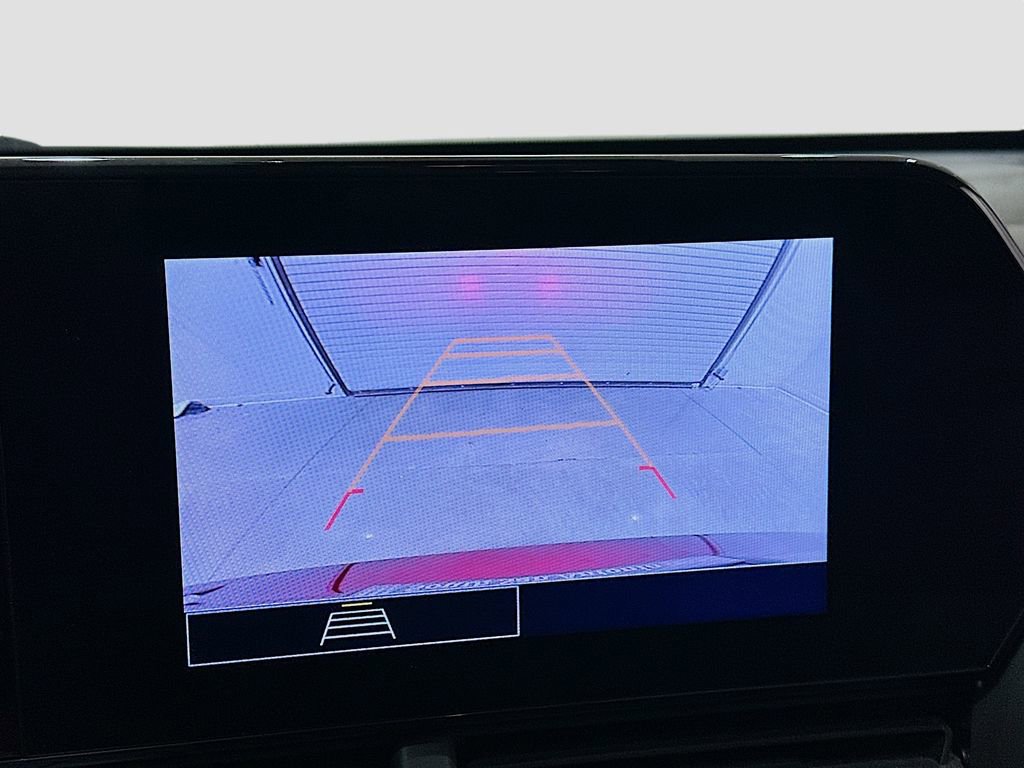 Used 2025 Chevrolet Trax LS image 14