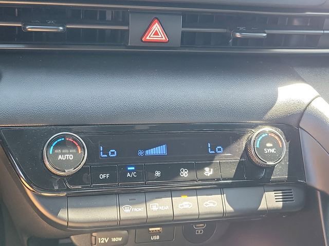 Certified 2025 Hyundai Elantra Sport image 13