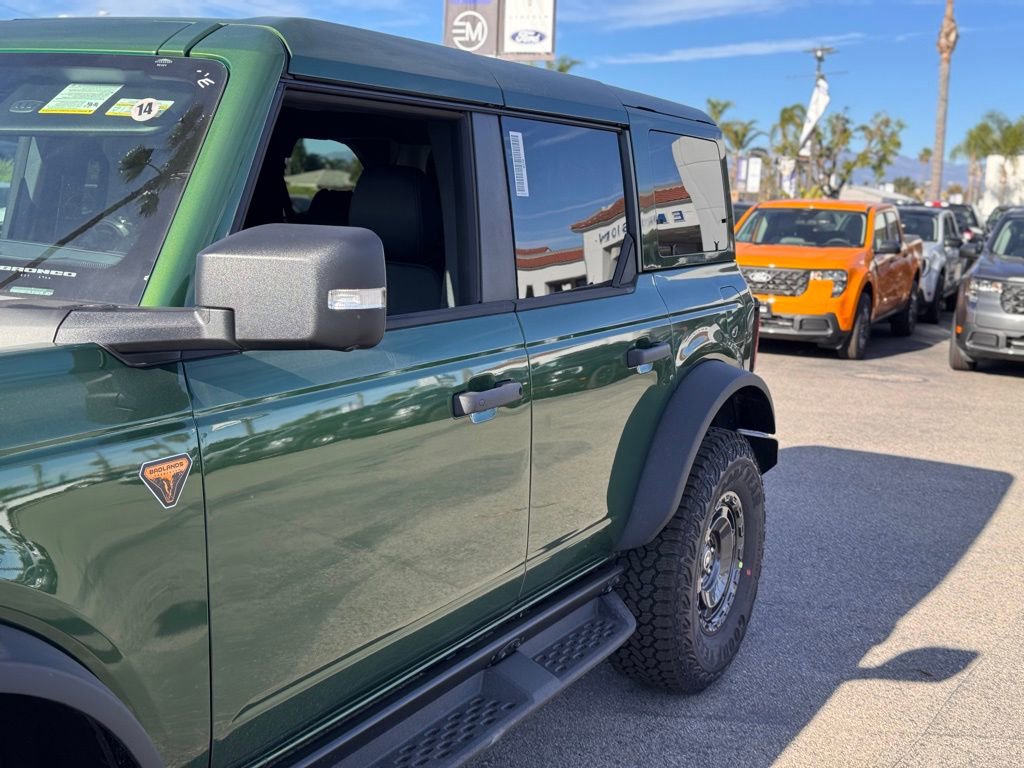 New 2025 Ford Bronco Badlands image 9