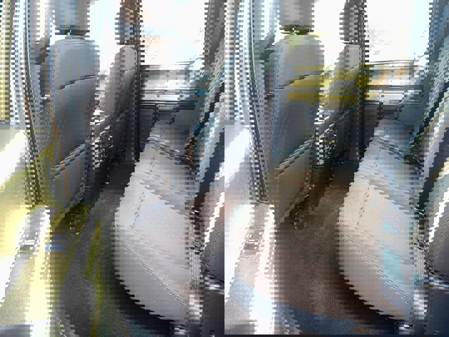 Used 2018 Ford F150 XLT w/ Equipment Group 302A Luxury image 12