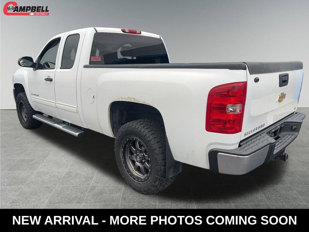 Used 2013 Chevrolet Silverado 1500 LT w/ All-Star Edition AWD/4WD image 3