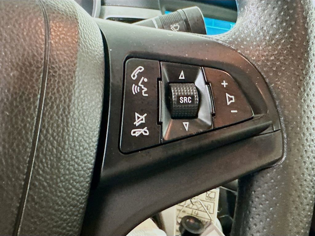 Used 2014 Chevrolet Cruze LS image 24