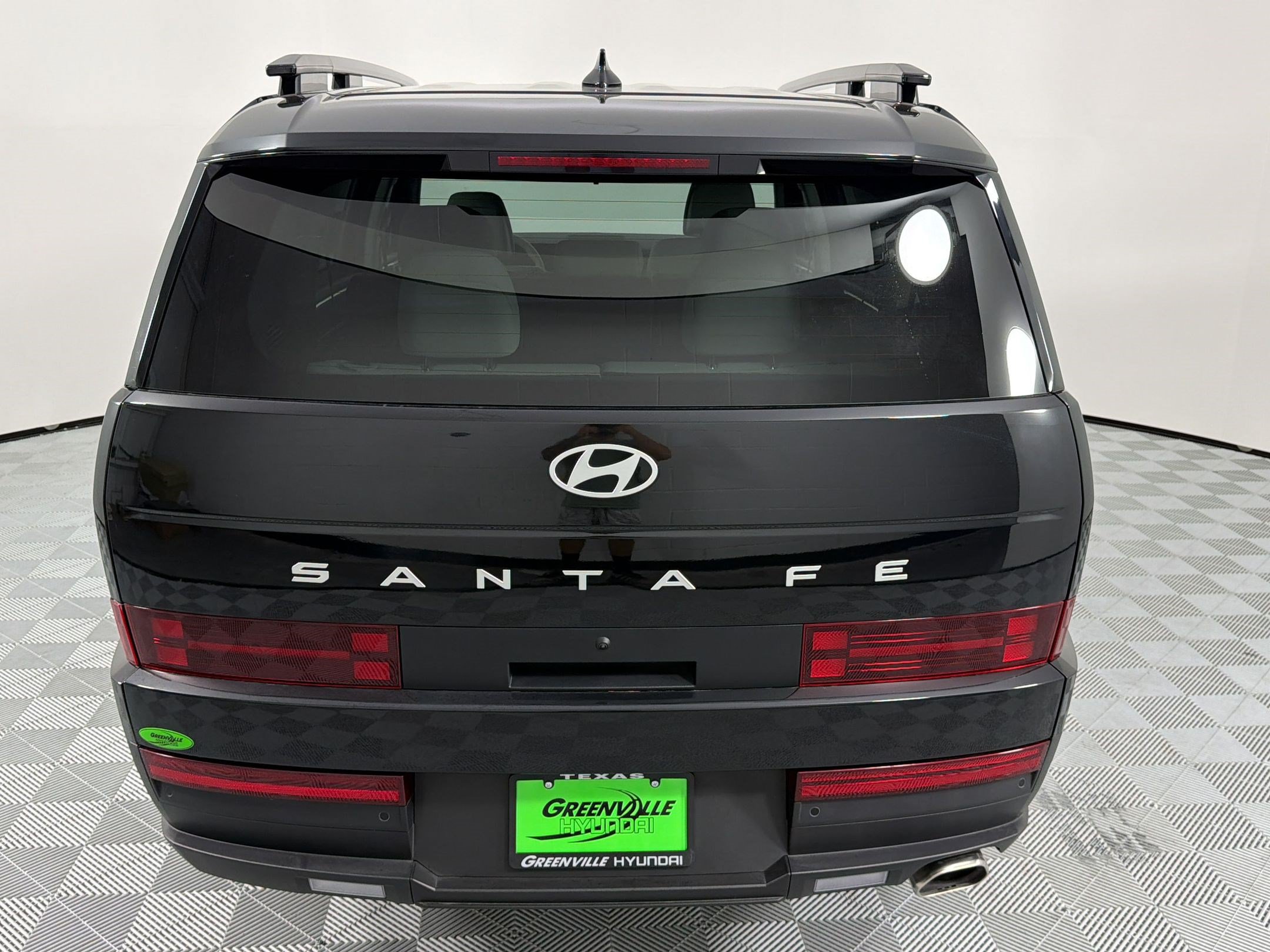 Used 2025 Hyundai Santa Fe SEL FWD image 10