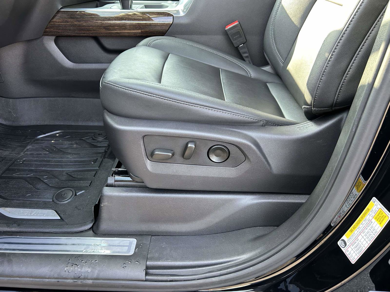 Used 2024 GMC Sierra 1500 Elevation w/ Elevation Premium Package image 18