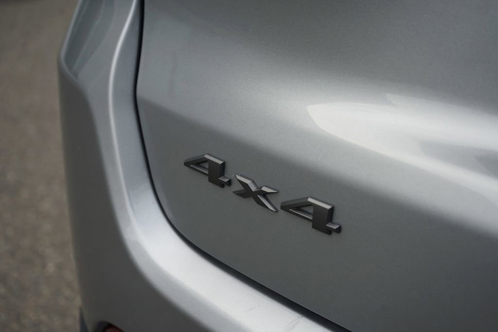 Used 2023 Jeep Compass Trailhawk AWD/4WD image 12