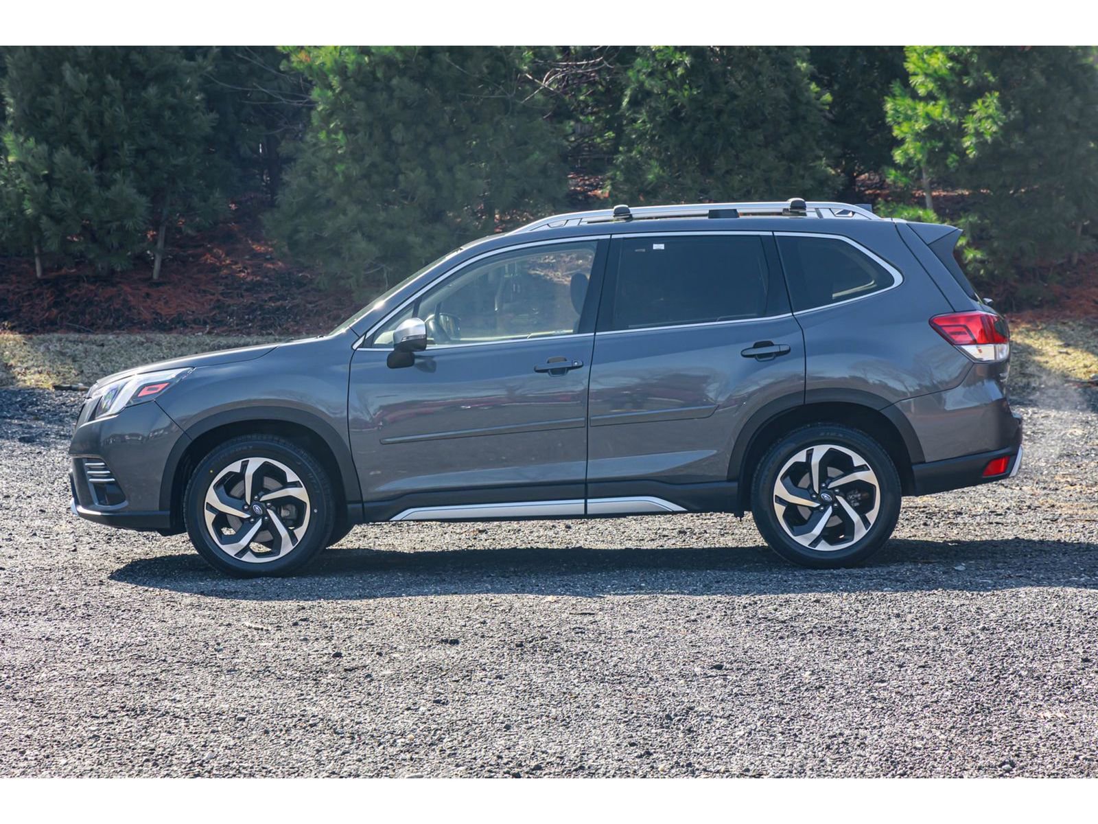 Used 2022 Subaru Forester Touring AWD/4WD image 4