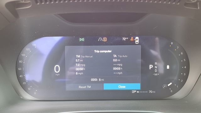 New 2026 Volvo XC40 B5 Plus w/ Protection Package Premier image 26