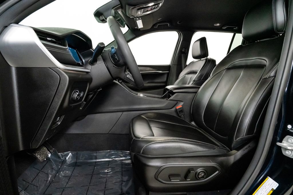 Used 2024 Jeep Grand Cherokee Limited w/ Trailer Tow Package image 11