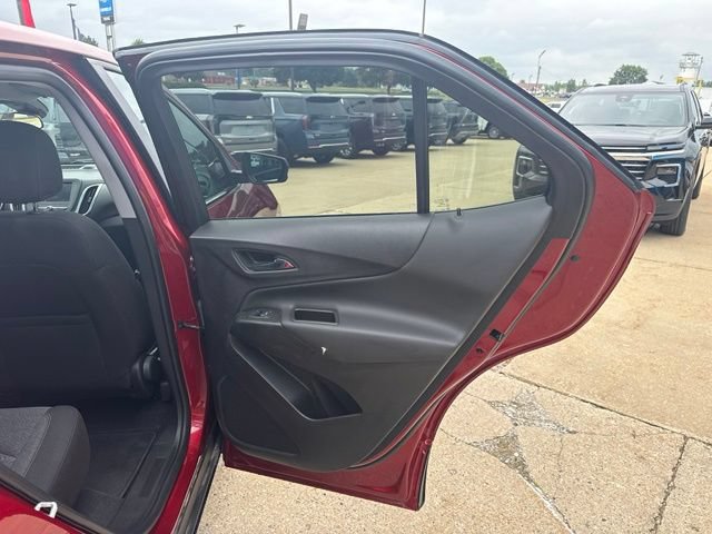 Used 2024 Chevrolet Equinox LT FWD image 15