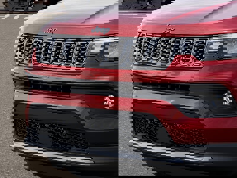 New 2026 Jeep Compass Latitude image 7