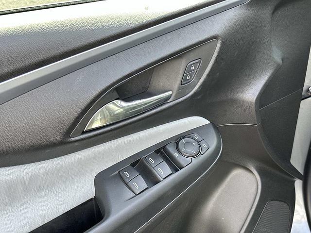 Used 2024 Buick Envista Preferred w/ Advanced Safety Package FWD image 21
