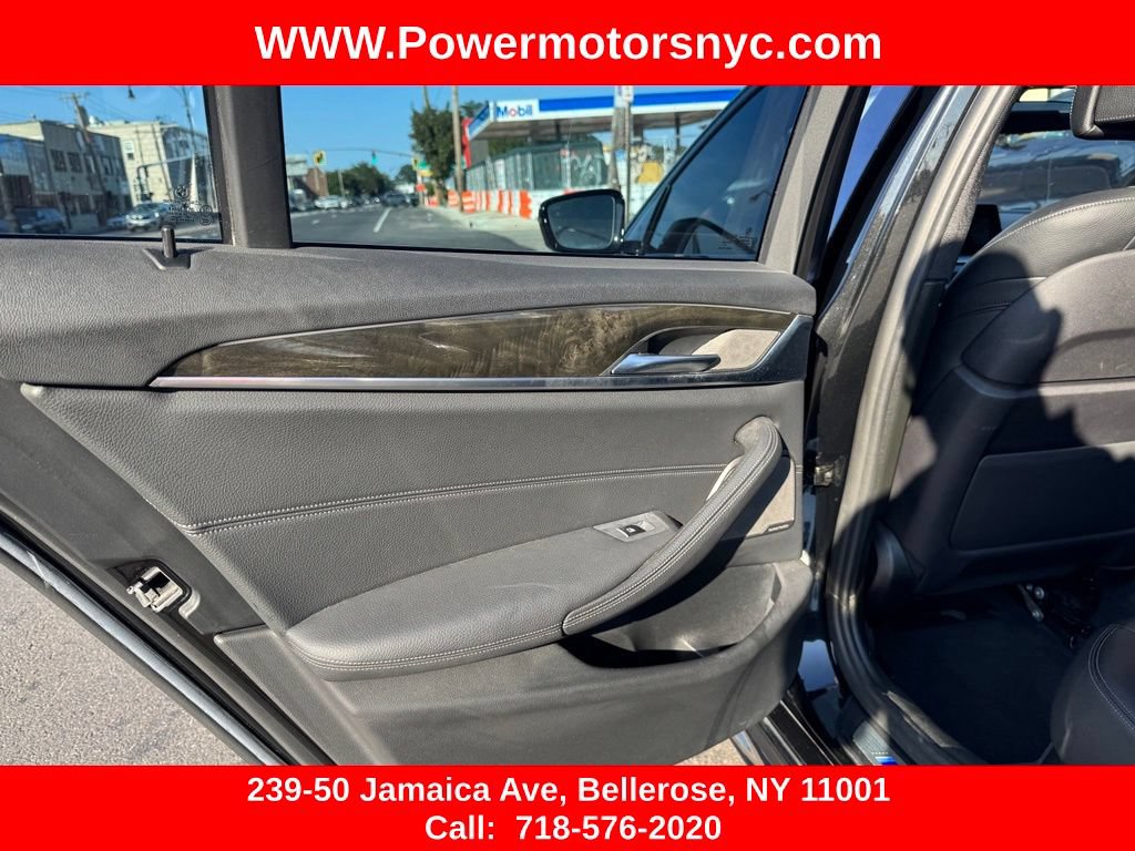 Used 2019 BMW 540i xDrive w/ M Sport Package AWD/4WD image 25