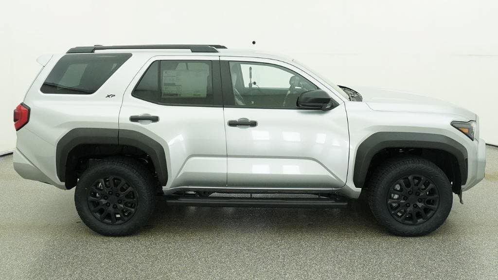 Used 2026 Toyota 4Runner SR5 RWD image 11