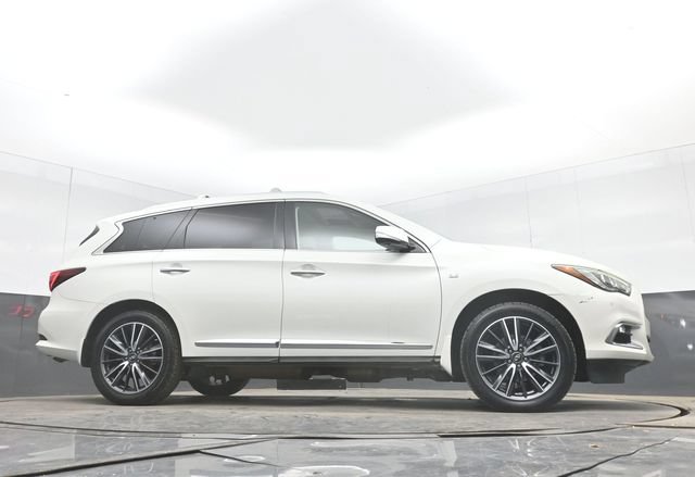 Used 2017 INFINITI QX60 FWD w/ Deluxe Technology Package image 51