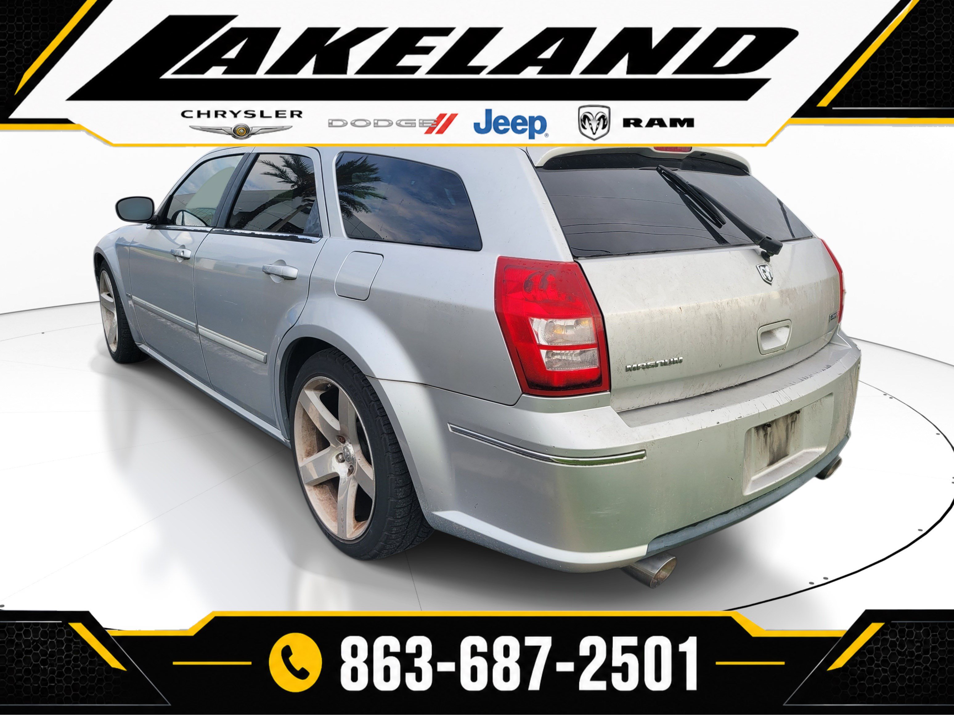 Used 2007 Dodge Magnum SRT8 w/ SRT Option Group I RWD image 6