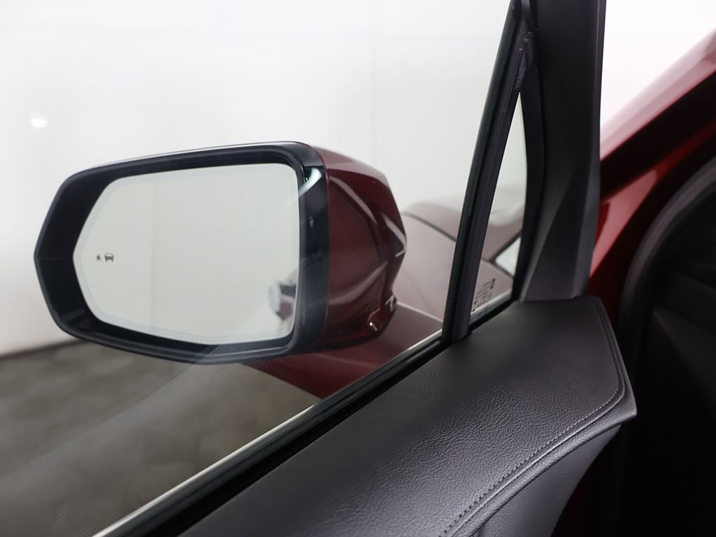 Used 2023 Cadillac XT6 Luxury image 40