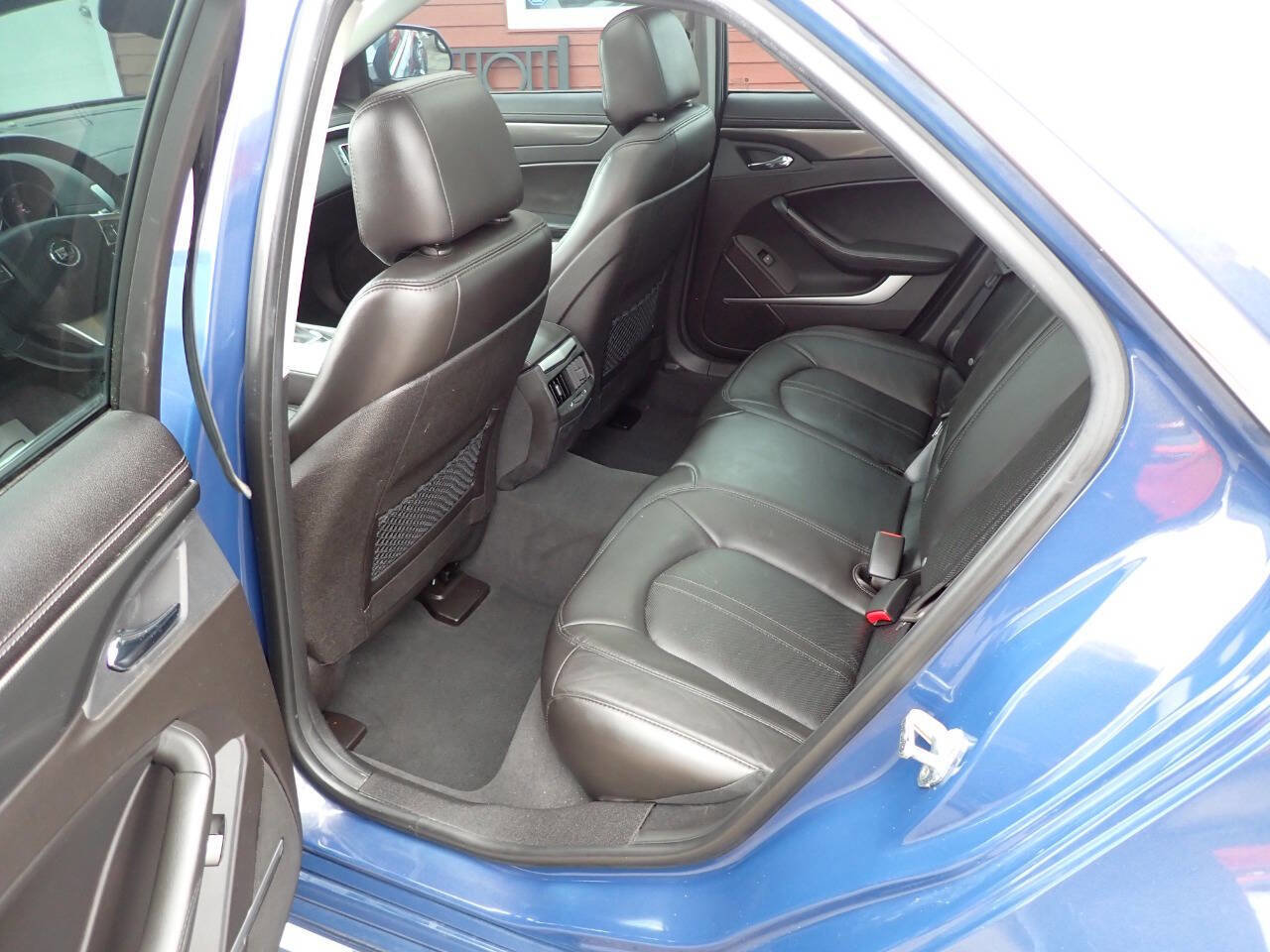 Used 2010 Cadillac CTS Performance image 8